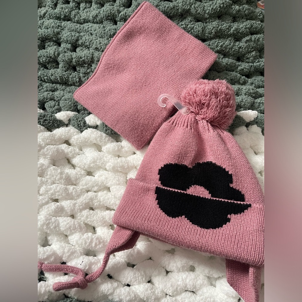 10$ ❤️ Tag Beanie | 12-24M | Kids Knit Hat and Scarf Set